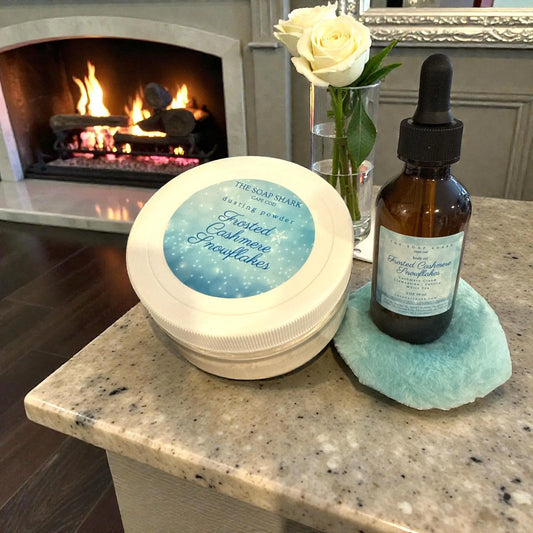GIFT SET | FROSTED CASHMERE SNOWFLAKES DUSTING POWDER & BODY OIL GIFT SET