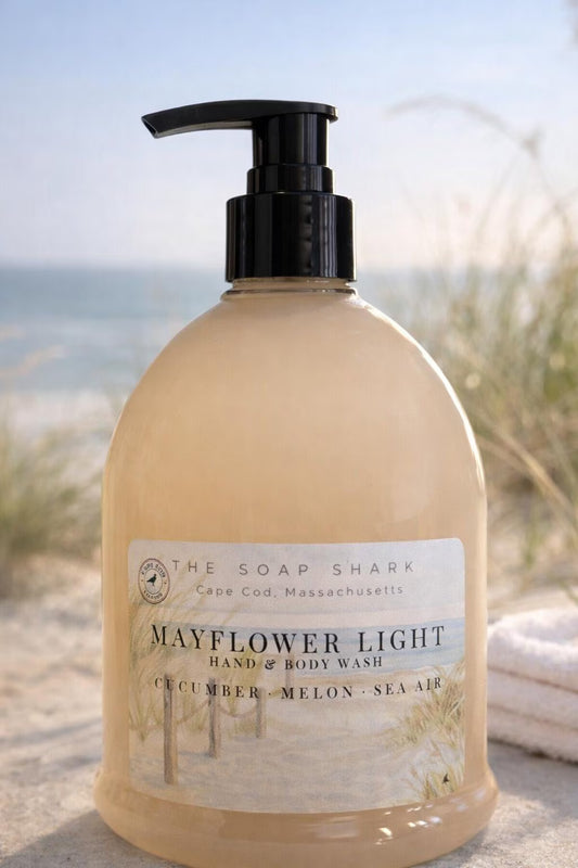 LIQUID HAND SOAP & BODY WASH | CAPE COD COLLECTION | MAYFLOWER LIGHT