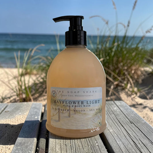 LIQUID HAND SOAP & BODY WASH | CAPE COD COLLECTION | MAYFLOWER LIGHT